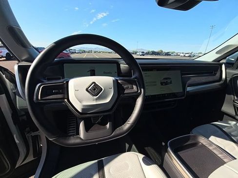 Used 2024 Rivian R1S Adventure AWD/4WD image 8