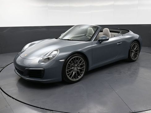 Certified 2017 Porsche 911 Carrera image 31
