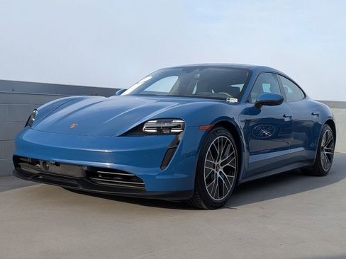 Used 2024 Porsche Taycan image 1