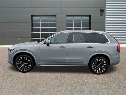 New 2026 Volvo XC90 B6 Plus w/ Protection Package Premier image 4