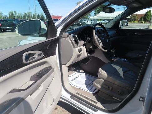 Used 2017 Buick Enclave Leather w/ Trailering Package AWD/4WD image 16