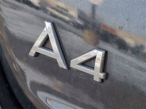 Used 2010 Audi A4 2.0T Premium Plus image 13