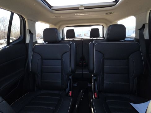 Used 2023 GMC Acadia Denali w/ Black Diamond Edition image 25