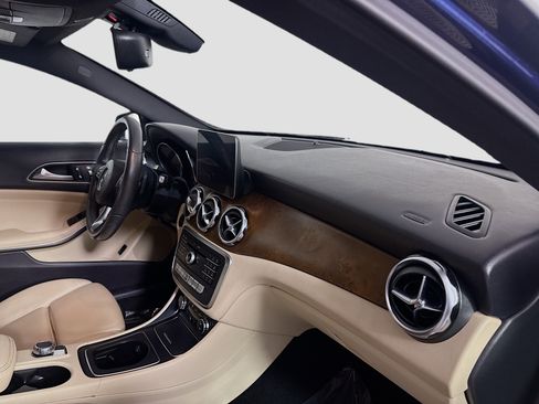 Used 2019 Mercedes-Benz GLA 250 image 29