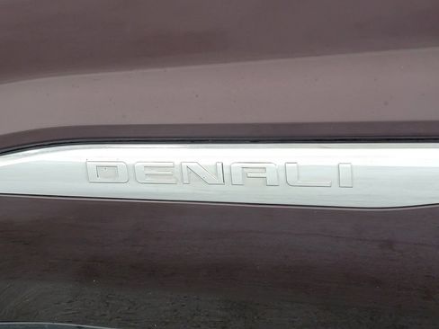 Used 2018 GMC Acadia Denali w/ Technology Package image 10