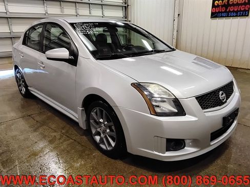 Used 2011 Nissan Sentra SE-R Spec V image 1