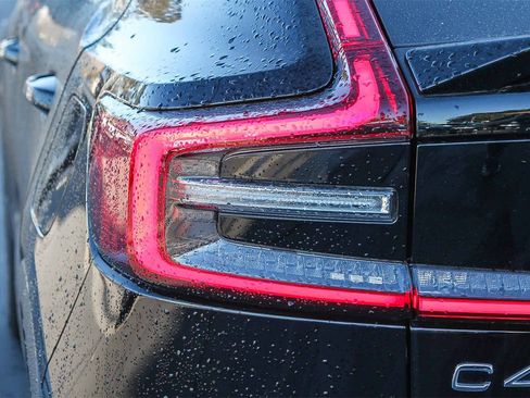 Used 2023 Volvo C40 P8 Recharge Plus w/ Protection Package Premier image 9