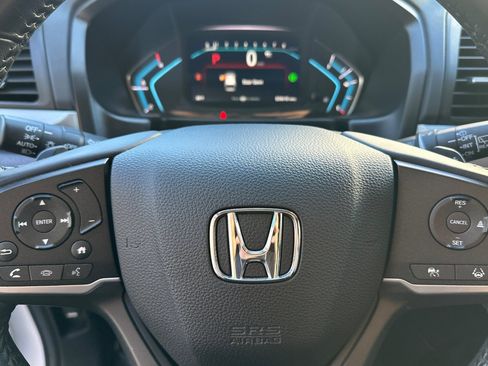 Used 2024 Honda Odyssey EX-L image 29