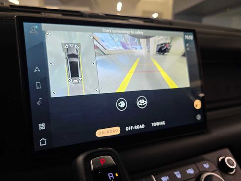 Used 2024 Land Rover Defender 130 Outbound image 32