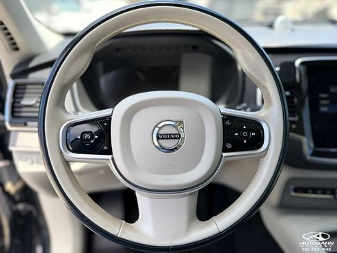 Used 2022 Volvo XC90 T8 Inscription w/ Advanced Package AWD/4WD image 12