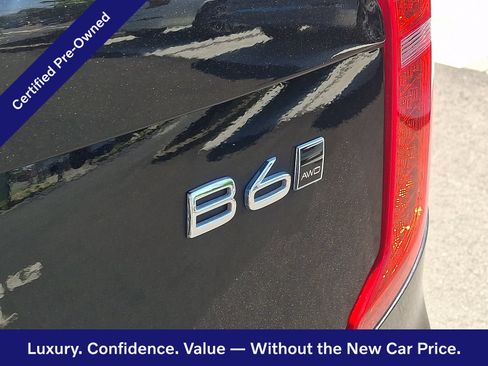 Certified 2023 Volvo XC90 B6 Plus w/ Protection Package Premier AWD/4WD image 32