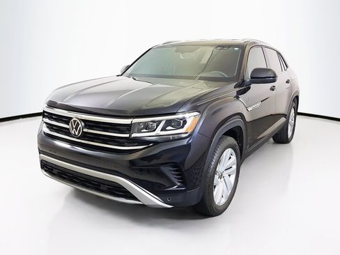 Used 2023 Volkswagen Atlas Cross Sport SE AWD/4WD image 3