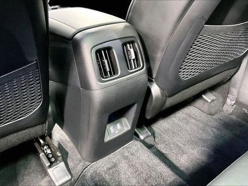 Used 2024 Hyundai Tucson Limited image 31