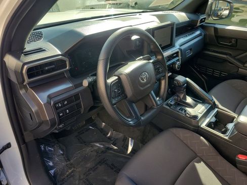 Used 2025 Toyota Tacoma SR5 image 17