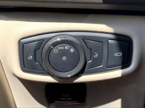 Used 2017 Lincoln MKZ Premiere image 36