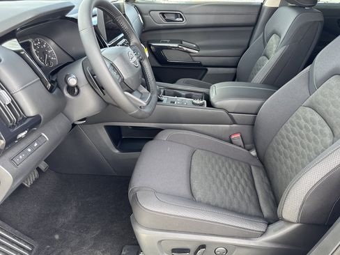 New 2026 Nissan Pathfinder SV AWD/4WD image 9