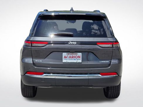 Used 2025 Jeep Grand Cherokee Laredo X AWD/4WD image 17