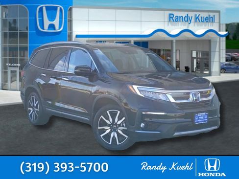 Used 2020 Honda Pilot Touring image 1