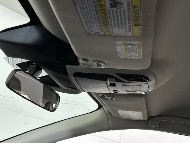 Used 2023 Subaru Outback Premium AWD/4WD image 19