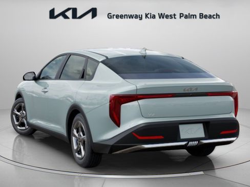 New 2026 Kia K4 FWD image 5