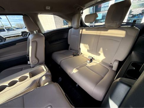 Used 2023 Honda Odyssey Touring image 37