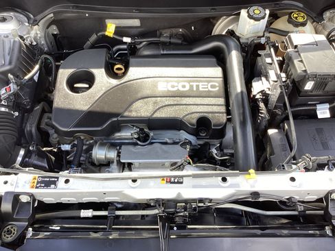 Used 2020 Chevrolet Equinox LT FWD image 31