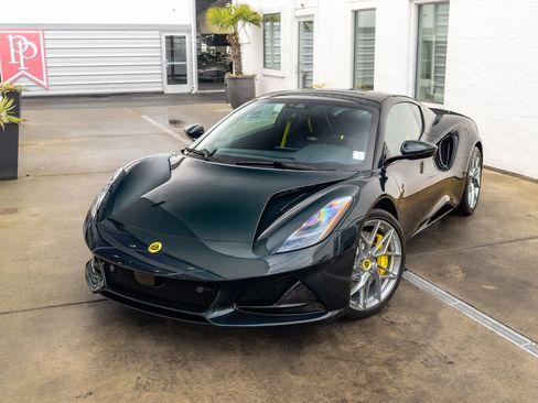 New 2026 Lotus Emira SE image 3