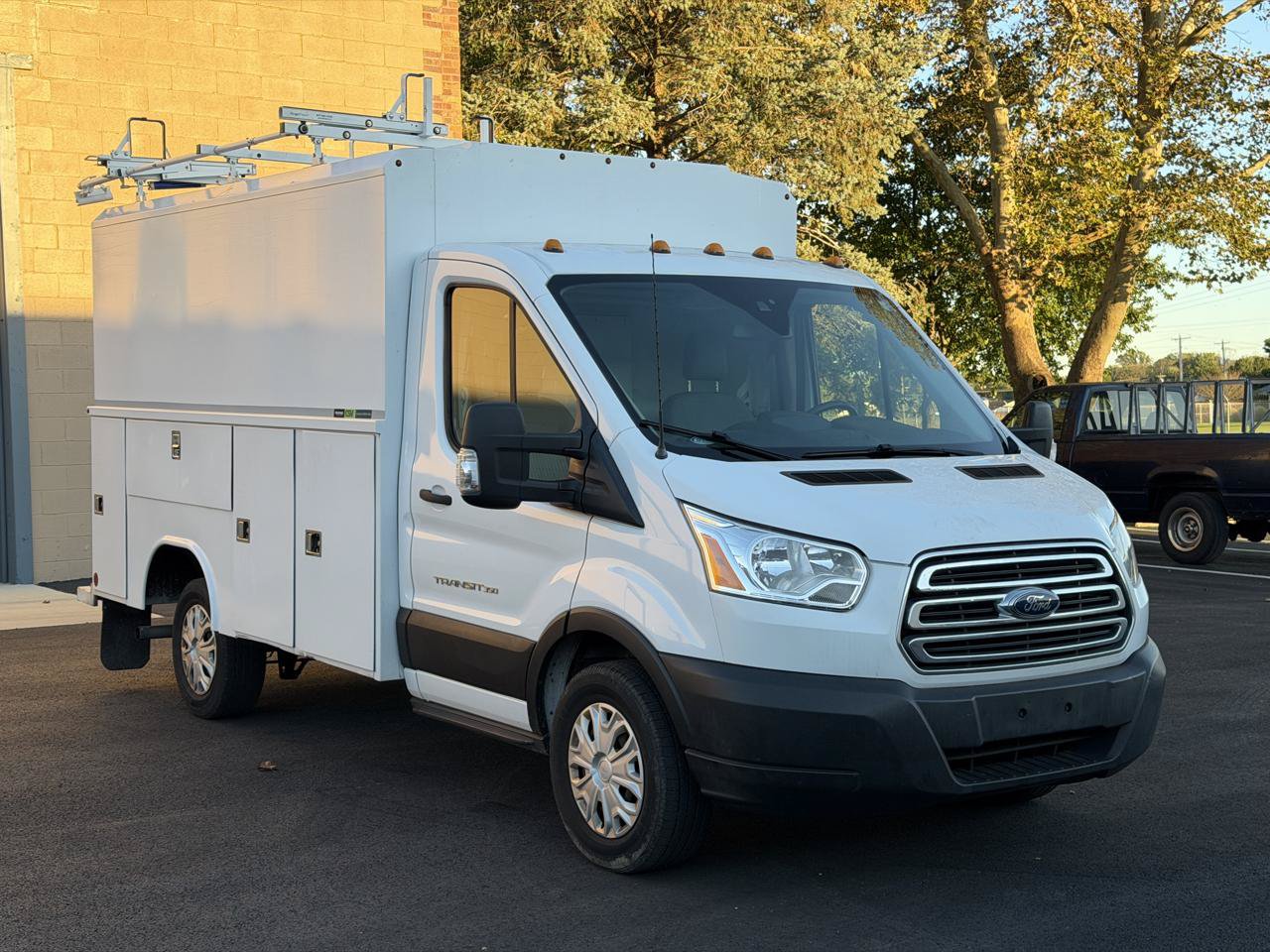 Used 2019 Ford Transit 350 138 w/ Interior Upgrade Package RWD image 7