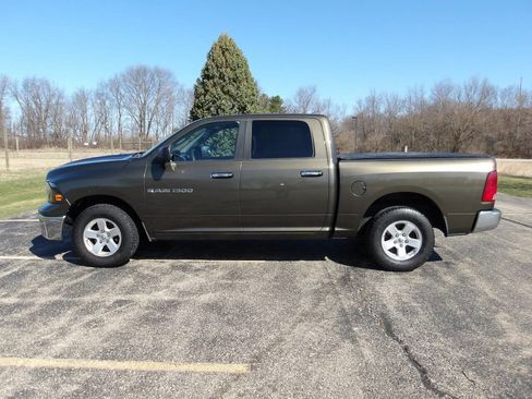 Used 2012 RAM 1500 Classic SLT image 9