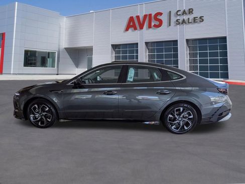 Used 2025 Hyundai Sonata SEL FWD image 11