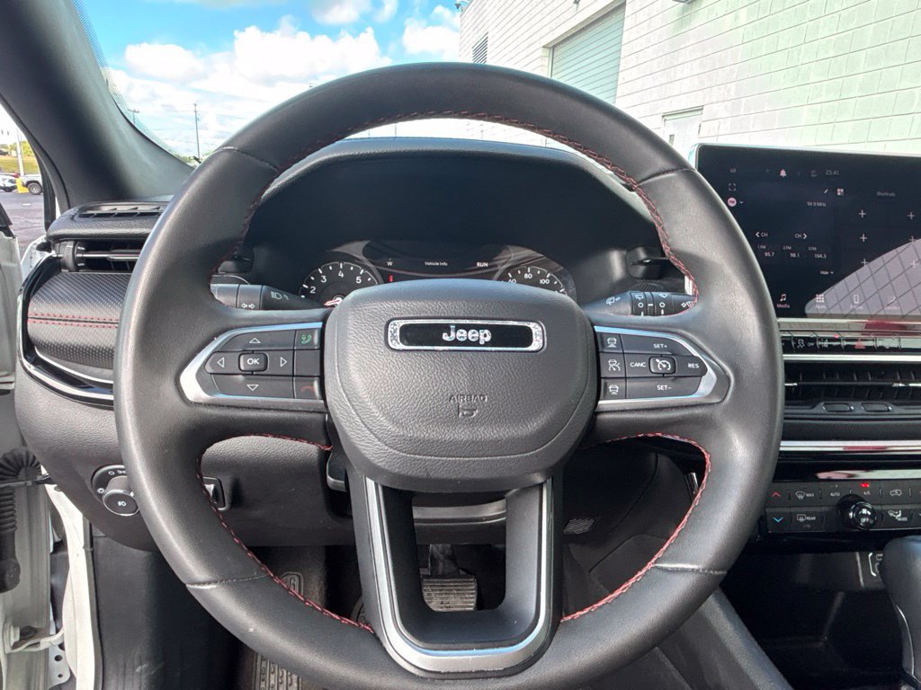 Used 2024 Jeep Compass Trailhawk AWD/4WD image 19