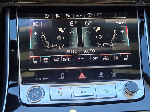 Used 2025 Audi Q8 Prestige w/ Prestige Package image 21