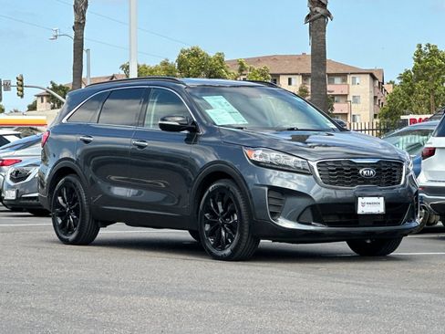 Used 2020 Kia Sorento S FWD image 8