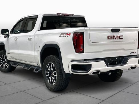 Used 2024 GMC Sierra 1500 AT4 w/ Technology Package image 11