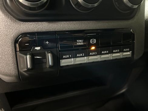 Used 2020 RAM 2500 Tradesman AWD/4WD image 14