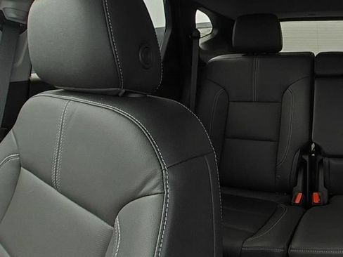 Used 2024 Chevrolet Blazer LT w/ Sound & Technology Package FWD image 26