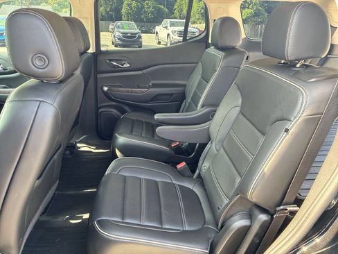 Certified 2022 GMC Acadia Denali w/ Black Diamond Edition AWD/4WD image 26