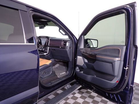 Used 2022 Ford F150 Platinum w/ Equipment Group 701A High AWD/4WD image 38