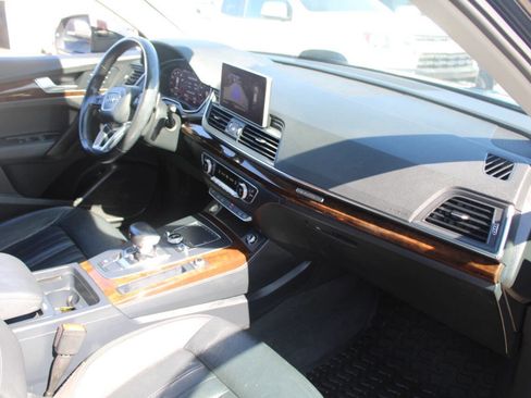Used 2018 Audi Q5 2.0T Premium Plus w/ Premium Plus Package image 13
