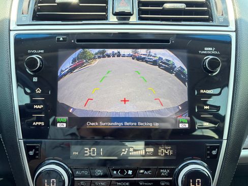 Used 2019 Subaru Outback 2.5i Touring AWD/4WD image 16