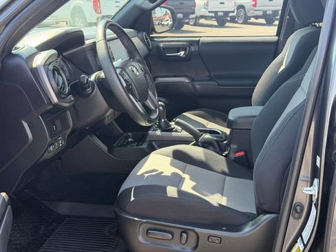 Used 2023 Toyota Tacoma TRD Off-Road AWD/4WD image 15
