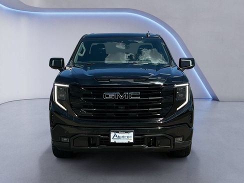 Used 2024 GMC Sierra 1500 Elevation w/ Elevation Premium Package AWD/4WD image 8