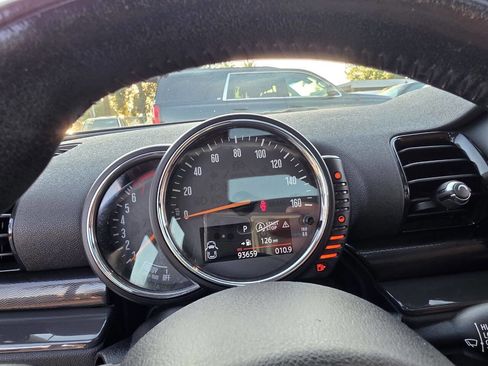 Used 2017 MINI Cooper Clubman ALL4 image 22