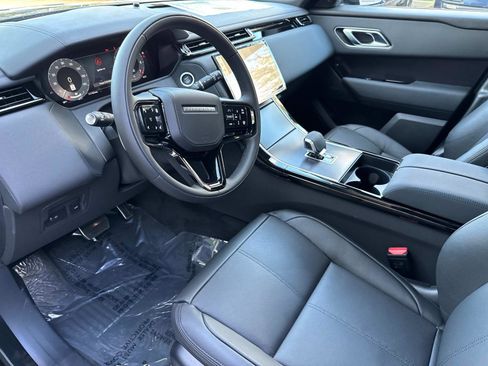 New 2026 Land Rover Range Rover Velar Dynamic SE image 23