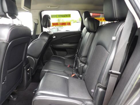 Used 2016 Dodge Journey Crossroad w/ Rear Seat Video Group I AWD/4WD image 9