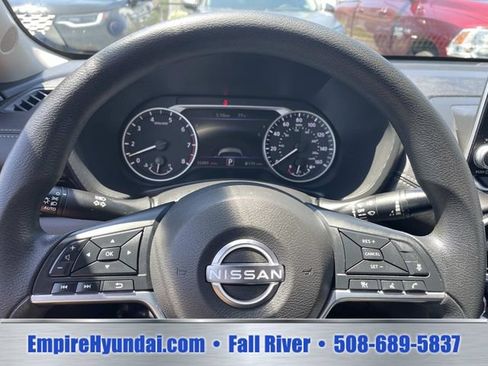 Used 2024 Nissan Sentra SV FWD image 26