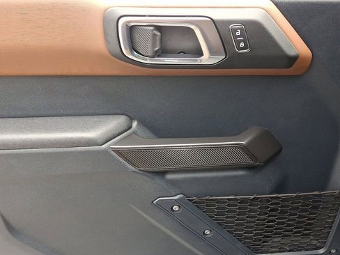 Certified 2024 Ford Bronco Outer Banks image 13