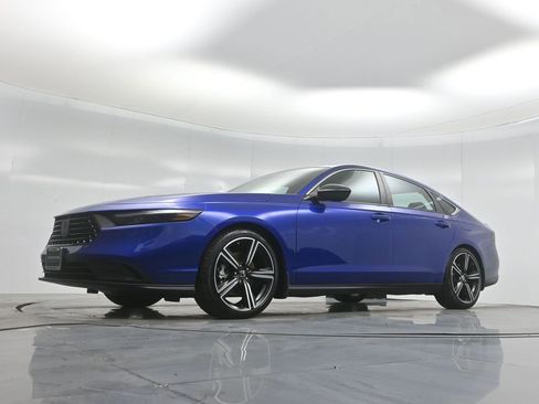 Used 2023 Honda Accord Sport image 42