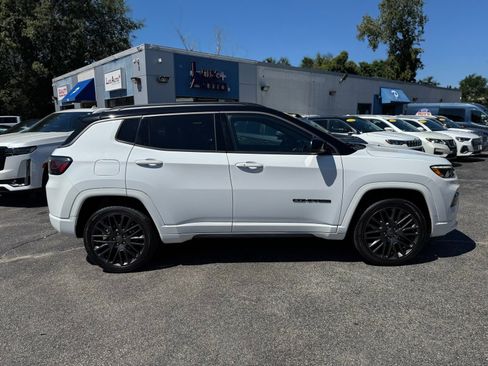 Used 2022 Jeep Compass High Altitude image 2
