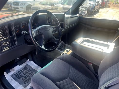 Used 2005 Chevrolet Silverado 1500 LS w/ Light Duty Power Package image 9